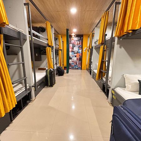 Forrest Hostels มุมไบ ภายนอก รูปภาพ