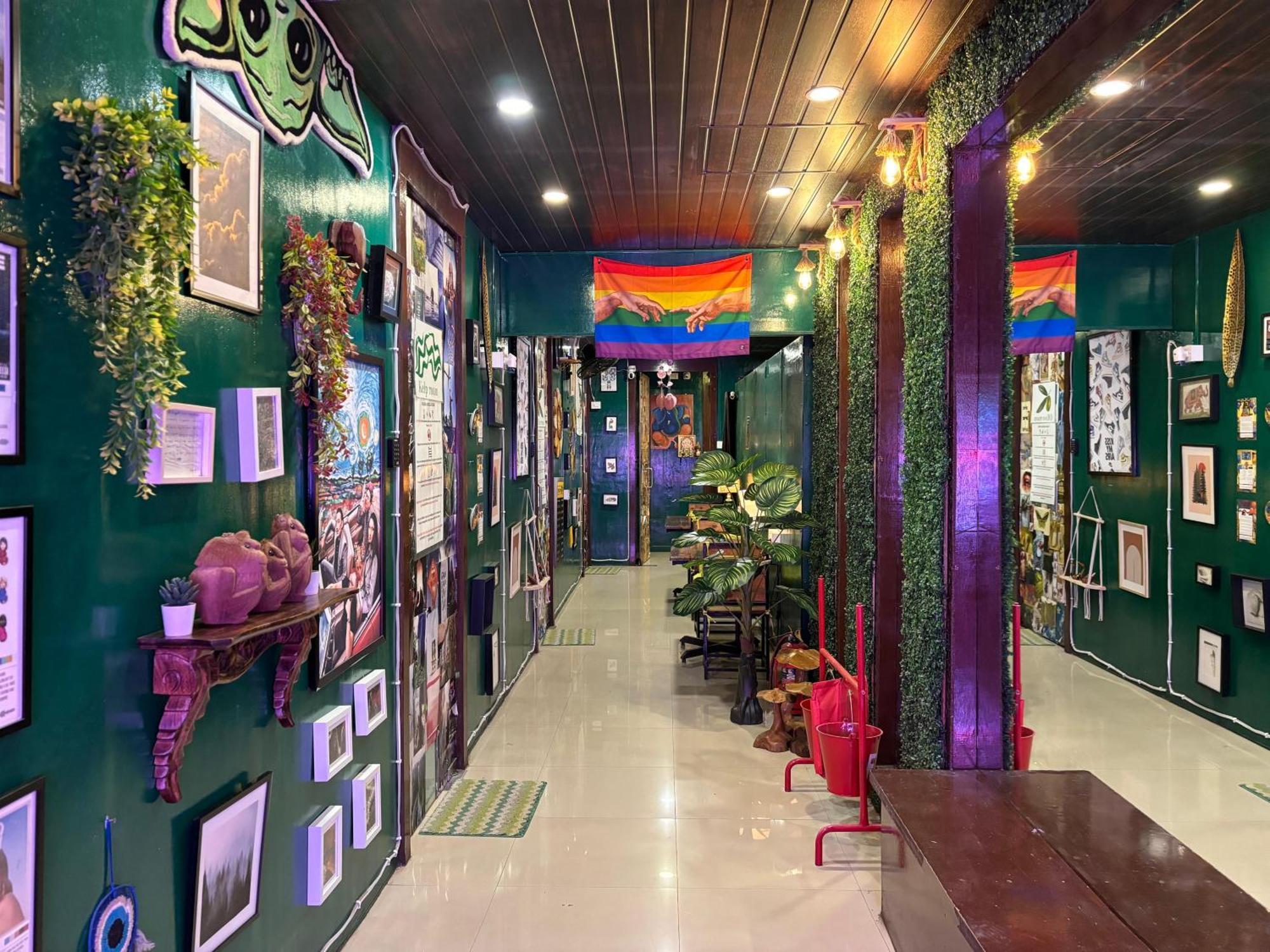 Forrest Hostels มุมไบ ภายนอก รูปภาพ